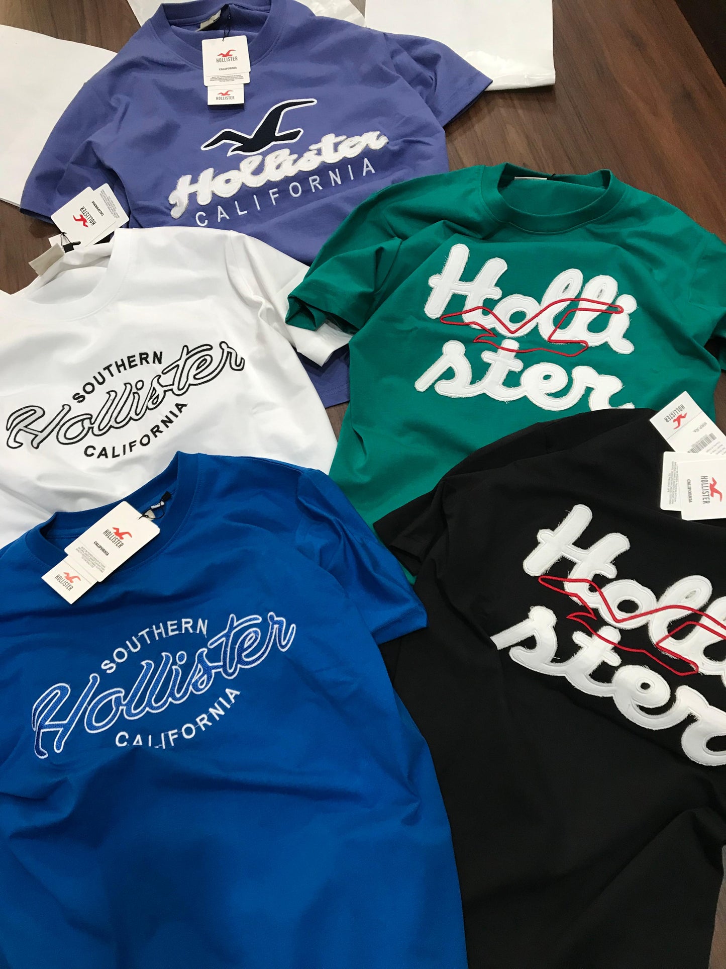 Hollister T-shirt