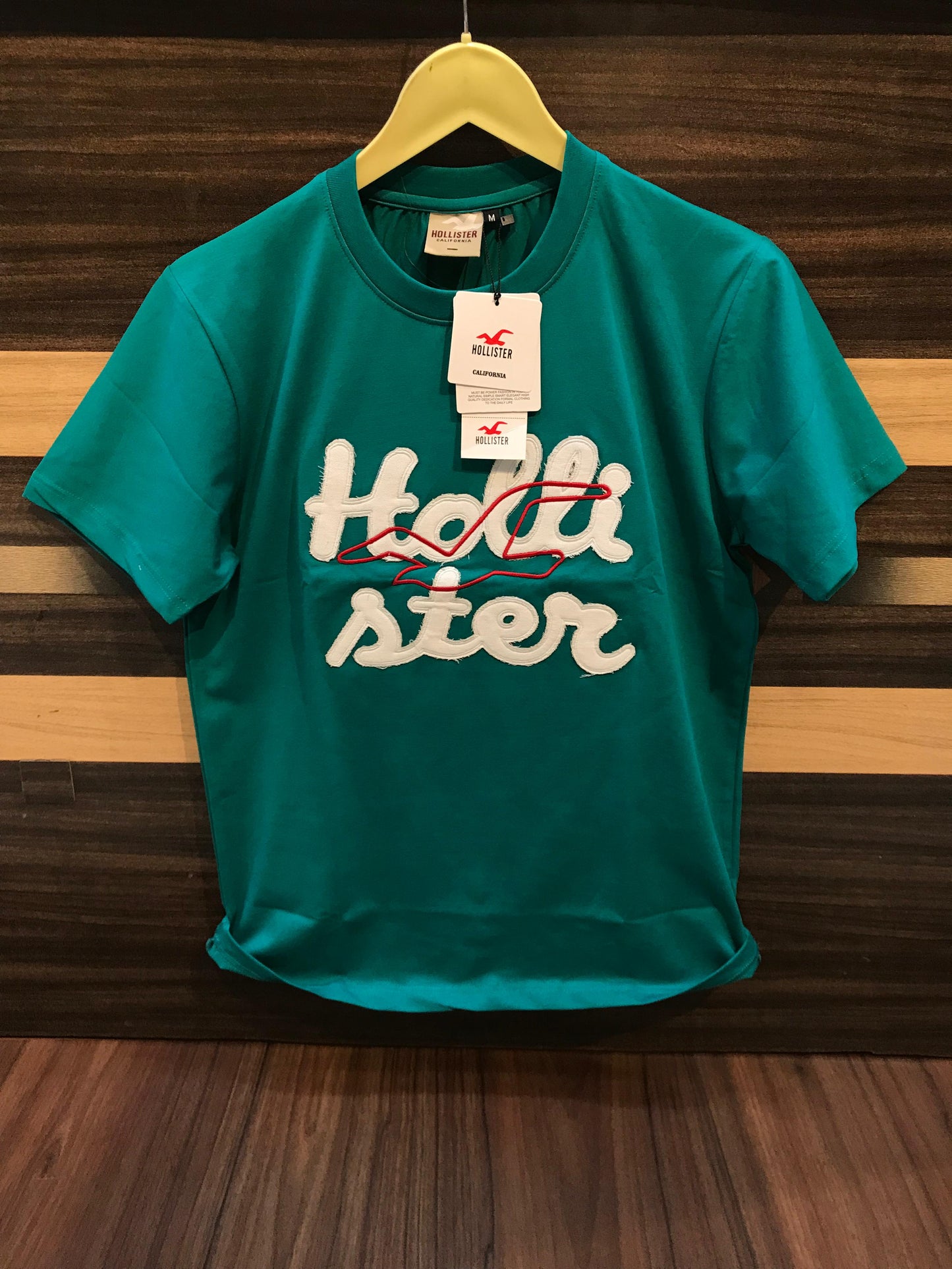 Hollister T-shirt